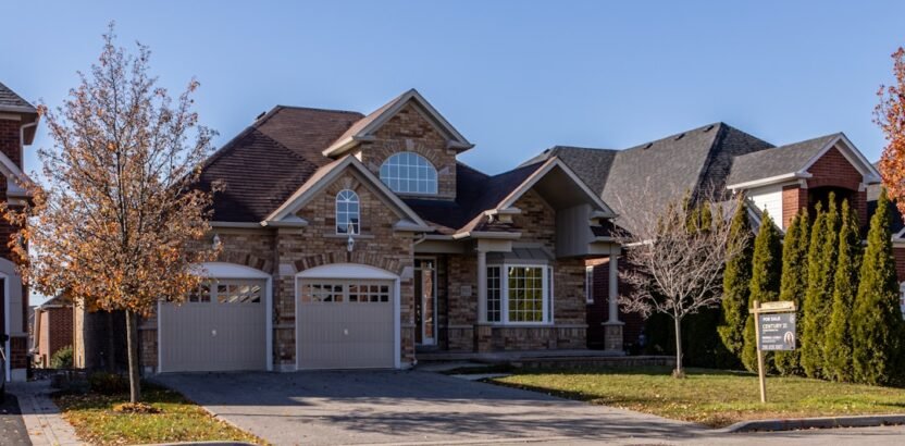 Beautiful modern brick home in Oshawa, Ontario.